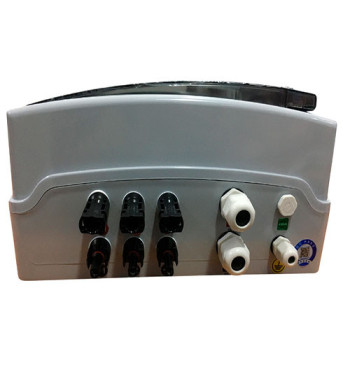 Caja Combinadora Para Panel Solar Con Protección 3IN / 1OUT.