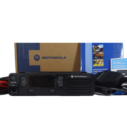 Radio Móvil Motorola DEM 300 MOTOTRBO - Transceptor Vehicular