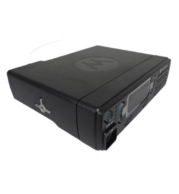 Radio Móvil Motorola DEM 300 MOTOTRBO - Transceptor Vehicular