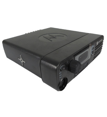 Radio Móvil Motorola DGM 4100 MOTOTRBO - Base Digital Vehicular