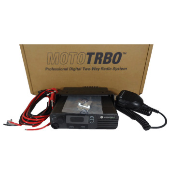Radio Móvil Motorola DGM 4100 MOTOTRBO - Base Digital Vehicular